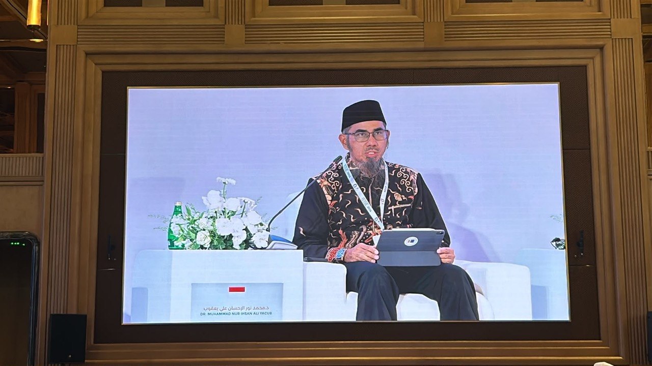 Dosen STDI Imam Syafi’i Jember Presentasikan Makalah Wasathiyyah dalam Konferensi ASEAN Ke-4