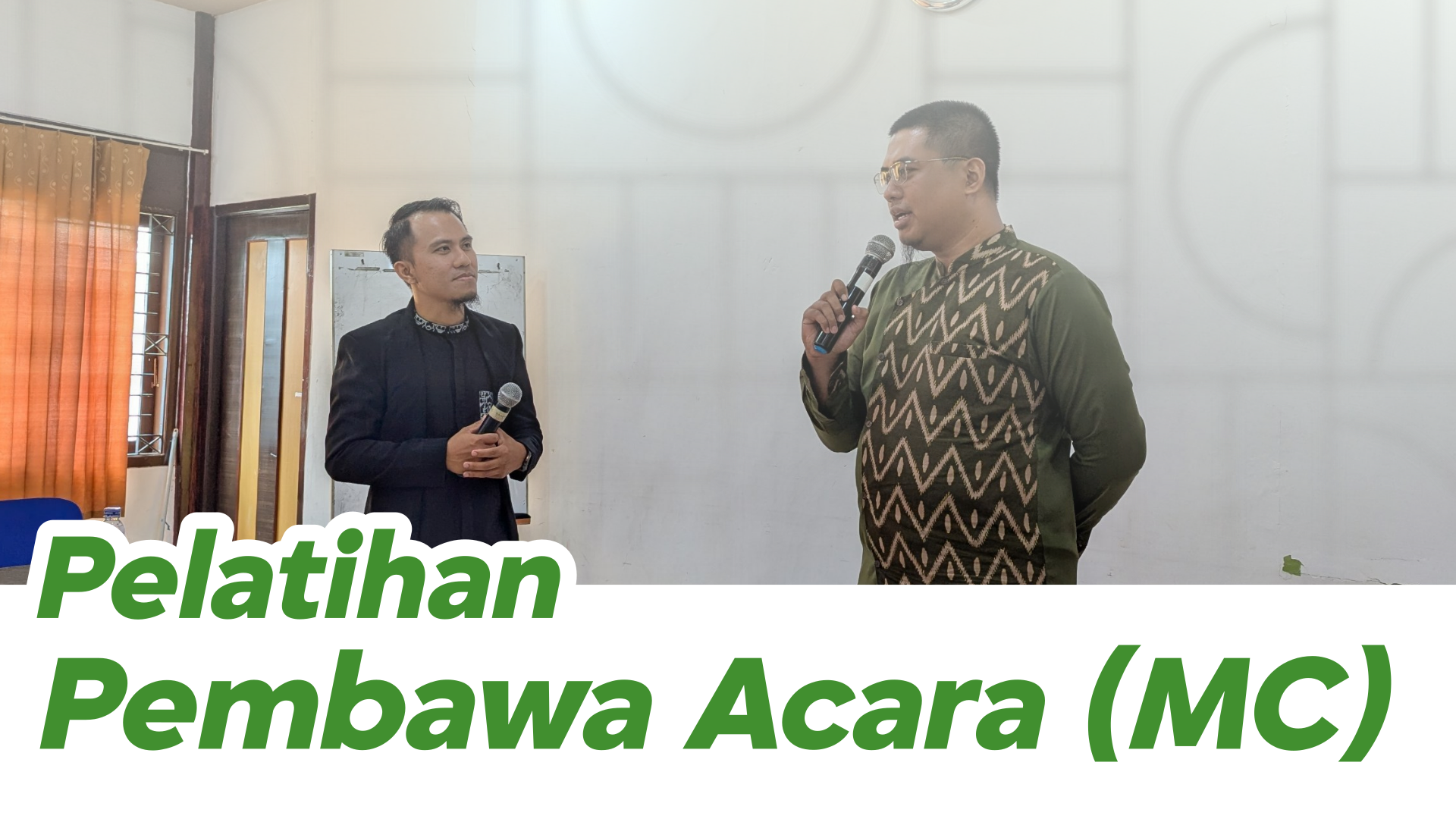 You are currently viewing Pelatihan Pembawa Acara: Kembangkan Potensi Tendik STDIIS